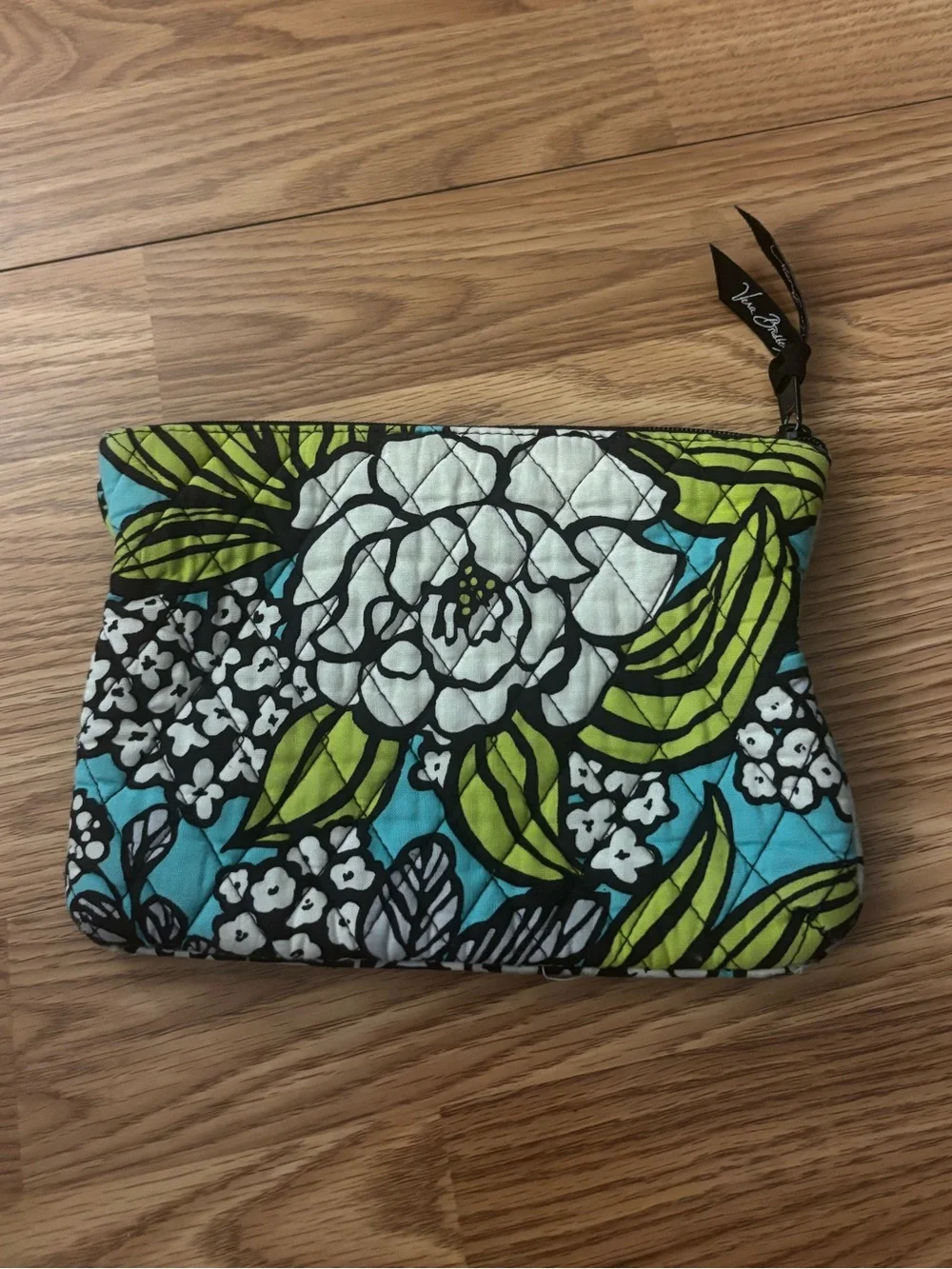 Vera Bradley Retired Print Island Blooms Wallet/Cosmetic Pouch
